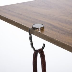 Na Falconi Brindes você encontra Porta Bolsa Personalizado e opções promocionais de brindes personalizados, e também brindes de luxo.