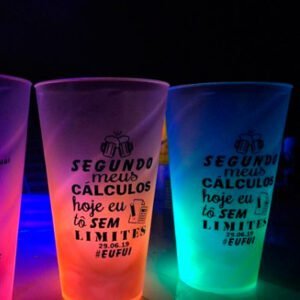 Na Falconi Brindes você encontra Copo Neon Personalizado e opções promocionais de brindes personalizados, e também brindes de luxo.
